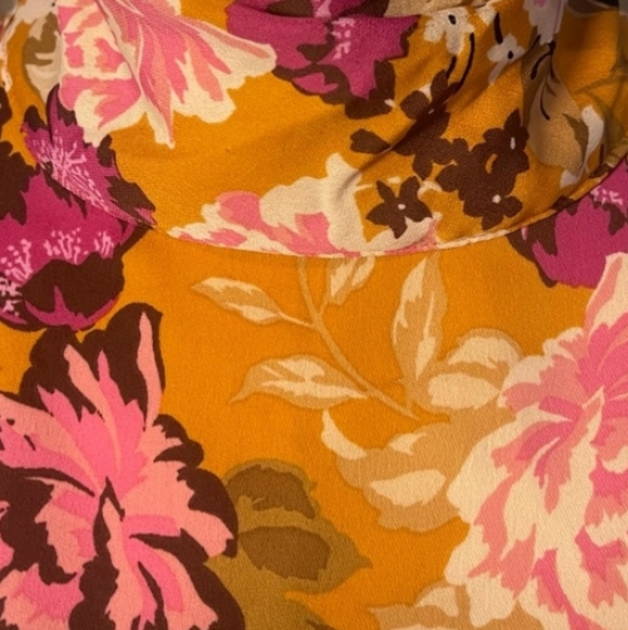 WHO WHAT WEAR Autumn Bloom Shift Dress - Picture 6 of 6